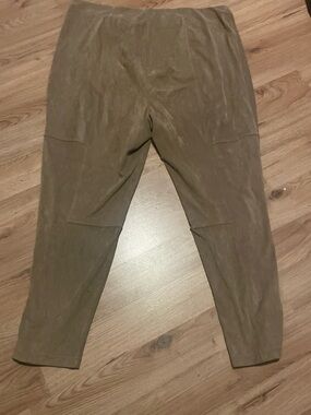 Cato suede Tan women’s dress Pants 22/24w